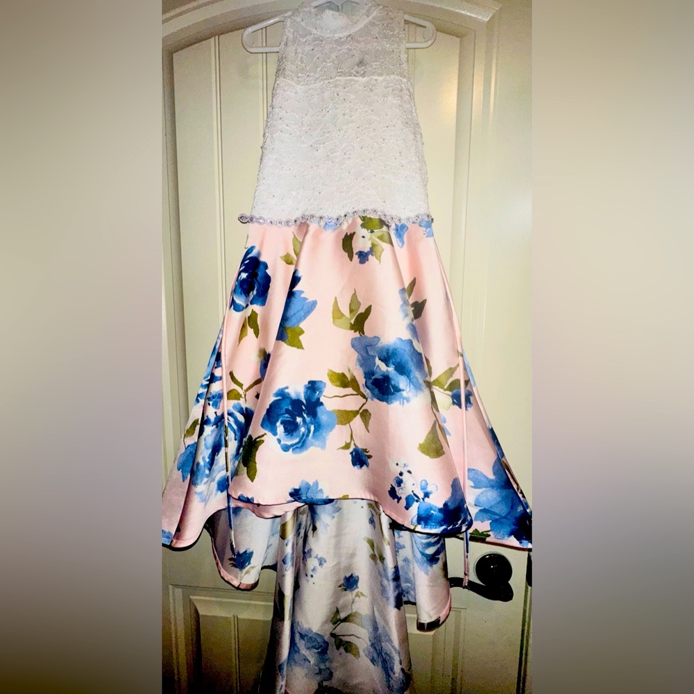 Girls size 8 High-low lace and floral dress